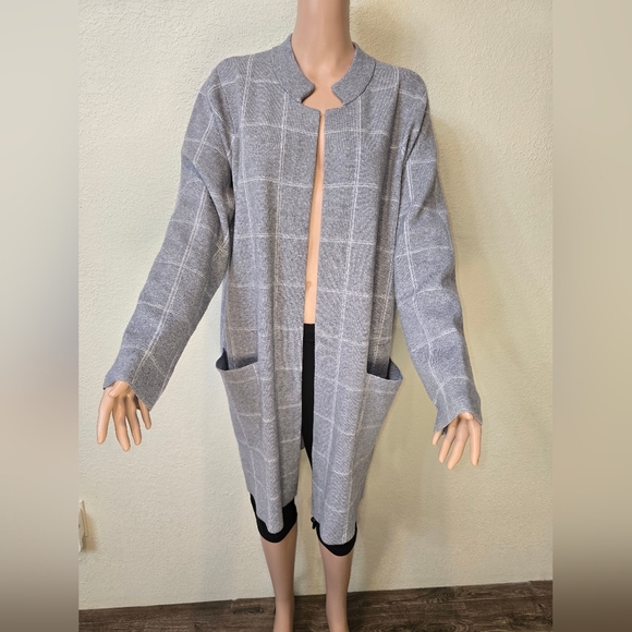 Tahari Cardigan Womens 2x Gray Plaid Open Front Soft Pockets Longline - Picture 6 of 11